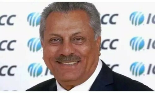 Cricket legend Zaheer Abbas shifted to ICU in London hospital