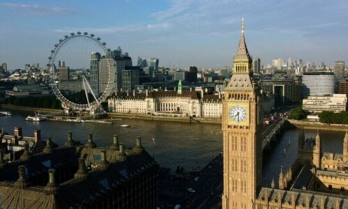 London children to be offered polio booster as samples found