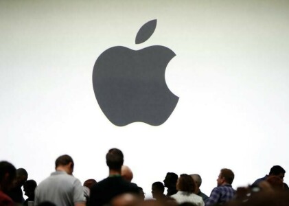 Apple warns of flaw that lets hackers into iPhones, Macs