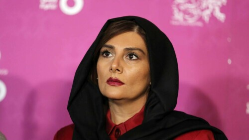 Iran arrests two top actors who removed headcarves: state media