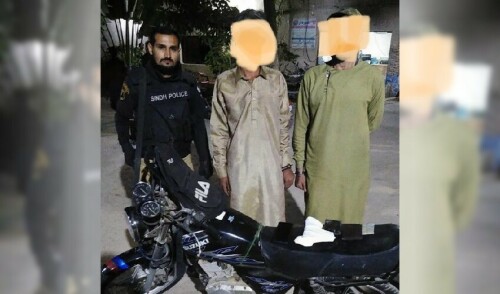 Karachi street crime on the rise as police arrests two more criminals in Johar