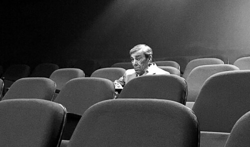 To behold a Zia Mohyeddin shahbash