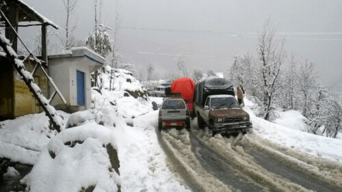 Kaghan highway closed after avalanche near Naran