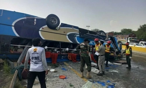 One body remains unidentified following Kallar Kahar bus crash