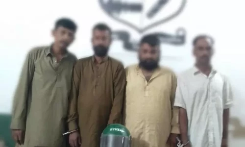 Karachi police&rsquo;s SIU arrest robbers disguised as ride-hailing service riders