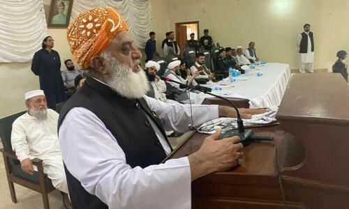 Fazl visits families of Bajaur bombing victims, calls for jirga