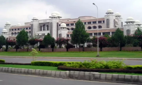 Explainer: How Pakistan will pick its caretaker prime minister