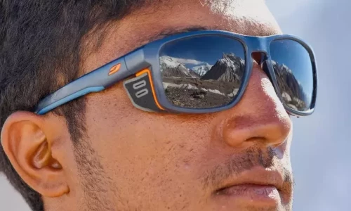 Pakistan climber cleanses K2 as shrine to fallen father