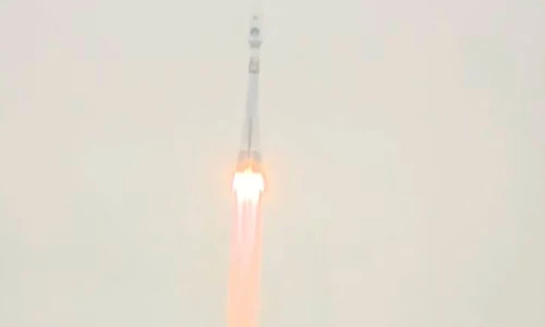 Russia launches first moon-landing spacecraft