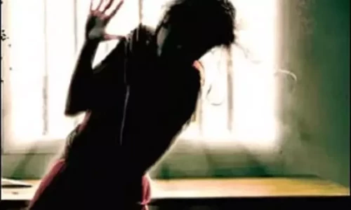 How to report domestic violence through signs