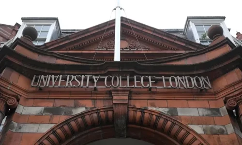 British varsities urge foreign students to get admissions before British pupils&rsquo;results