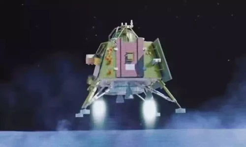 Pakistanis congratulate India on successful moon landing mission