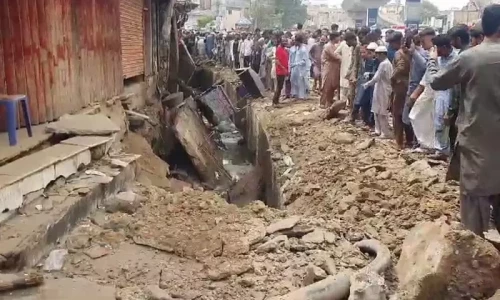 Eight injured, shops damaged in Karachi sewer gas explosion