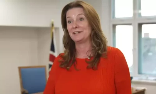 UK&rsquo;s education minister apologises for swearing on camera