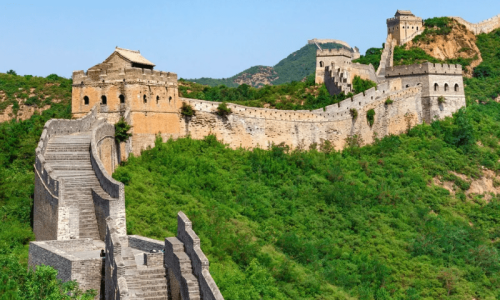 Two arrested for trying to dig through Great Wall of China