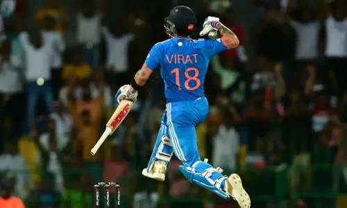 How many records did Virat Kohli break in Asia Cup match against Pakistan