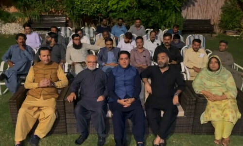 Istehkam-e-Pakistan Party breaks away 32 leaders from PTI