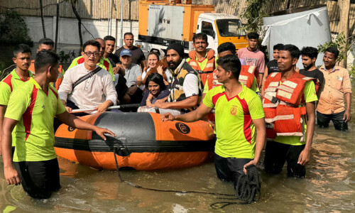 Aamir Khan, Vishnu Vishal rescued from Chennai flood