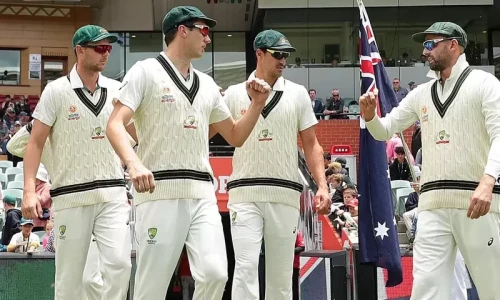 Australia unchanged for 2nd Test, Pakistan drop veteran Ahmed