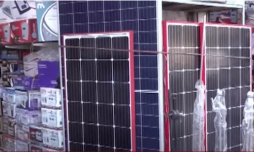 Solar panels prices decline sharply and sales go up