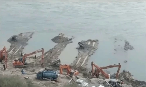 Illegal gold mining in KP&rsquo;s Nowshera causing huge losses to national exchequer