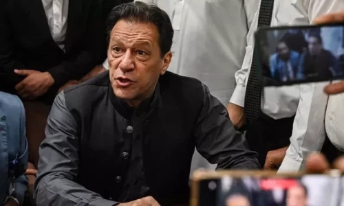 Imran Khan writes opinion piece &lsquo;by invitation&rsquo; in lead British daily