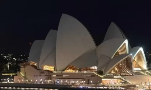 Australia to issue more skilled worker visas as Golden Visa scheme axed