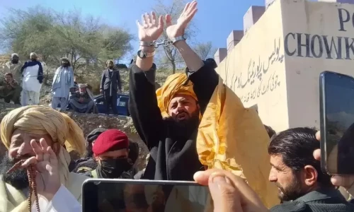 Waziristan police arrest independent candidate