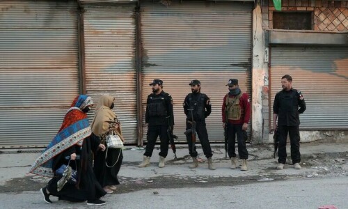 At least four policemen killed in blast targeting police vehicle in DI Khan