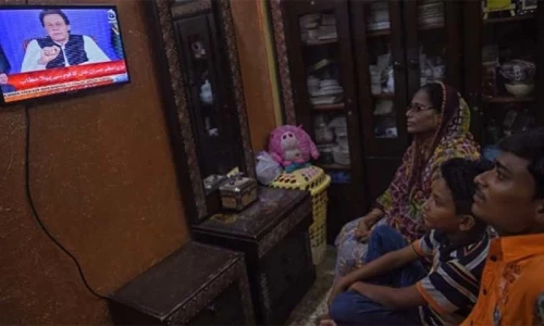 Majority of Karachi youth say they do not watch TV: survey
