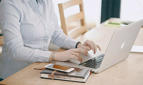 More UAE companies could hire freelancers from Asia this year