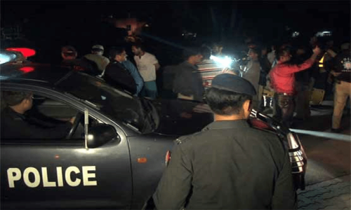 Man &lsquo;mistakenly&rsquo; shoots six-year-old daughter
