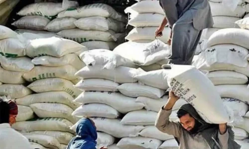 As wheat falls, flour prices drop by Rs800 per bag