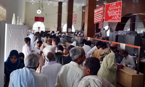 IMF &lsquo;proposes&rsquo; Pakistan to tax pensioners