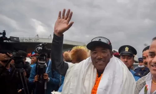 Nepal&rsquo;s &lsquo;Everest Man&rsquo; claims record 29th summit