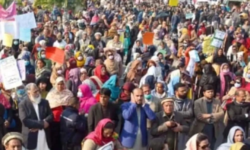 Rawalpindi teachers protest against attending schools in summer vacations