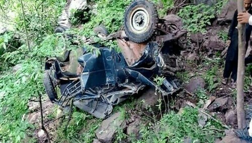 Jeep plunges into ravine in Shangla, 8 killed
