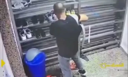 Man caught stealing shoes from mosque to be deported by Kuwait