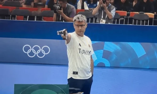 Turkish Olympic shooter Yusuf Dikec takes internet by storm