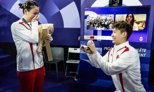 Chinese badminton star receives marriage proposal from fellow player