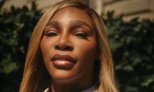 Paris restaurant apologises to Serena Williams, says was fully booked