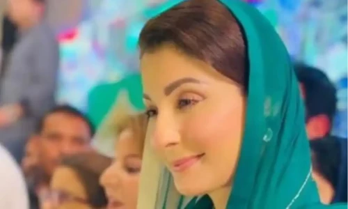 How can university students register for Honahar Scholarship Program