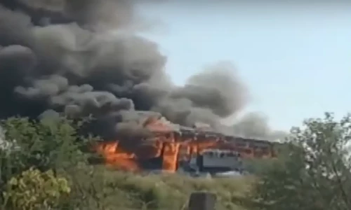 Fire on M4 motorway near Pindi Bhattian leaves bus completely destroyed