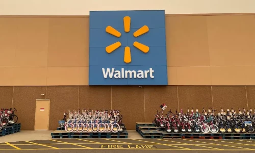 19-year-old Walmart employee found dead in oven