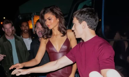 Tom Holland steps in as Zendaya&rsquo;s protector amid paparazzi frenzy