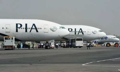 PIA steward caught smuggling 16 iPhones at Islamabad Airport