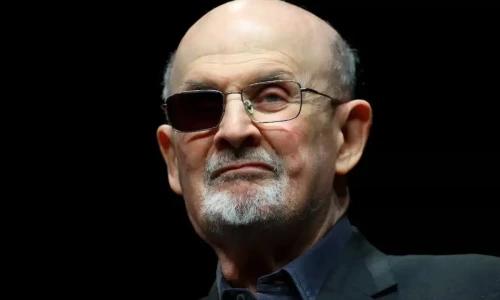 Ban on Salman Rushdie&rsquo;s &lsquo;Satanic Verses&rsquo; lifted in India after notification goes missing