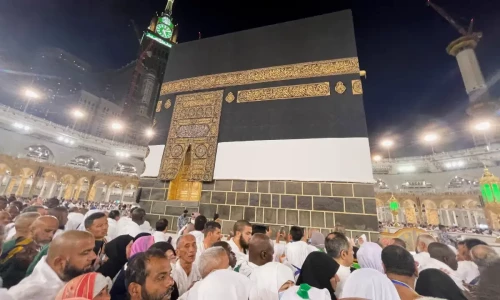 What is the best time to perform Umrah?