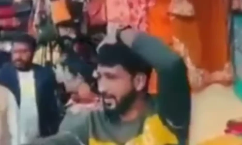 Kashmiri vendor attacked at Gita Mahotsav in Haryana, video of incident goes viral