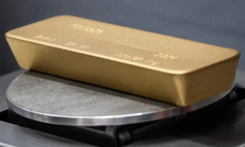 Trump&rsquo;s fresh tariffs catapult gold prices to record peaks